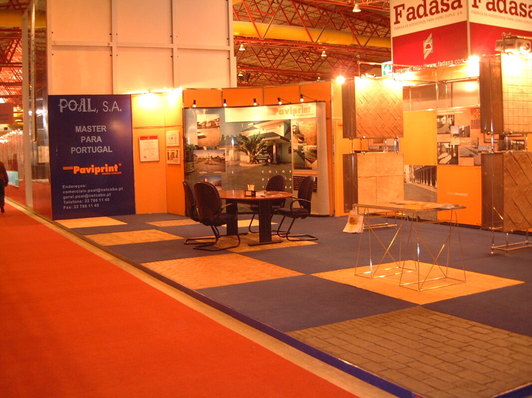 Stand-Concreta-Oct03-12